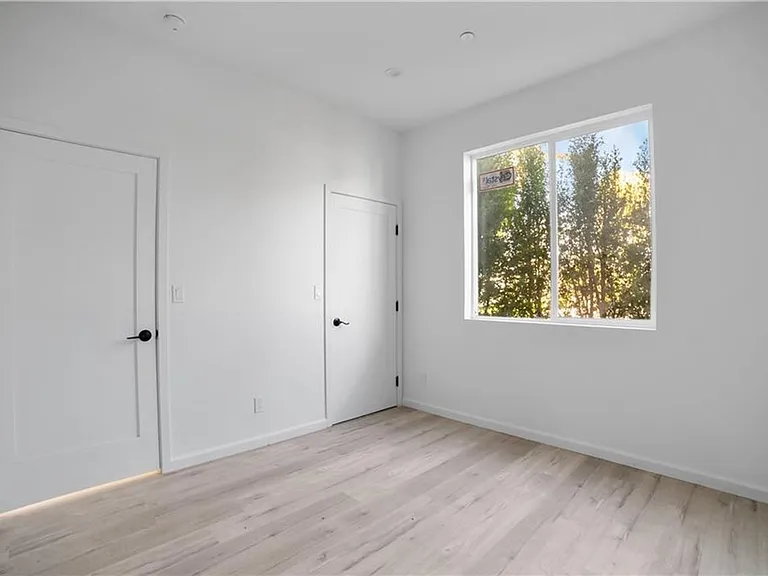 20536 Enadia Way — Photo 6