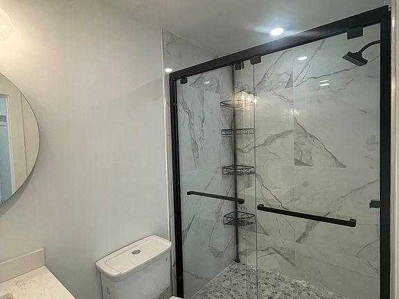 2nd image of 23 Hyde St #3