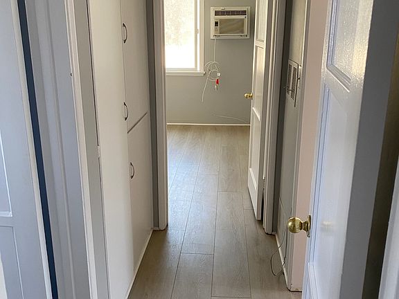 5th image of 4419 Colfax Ave