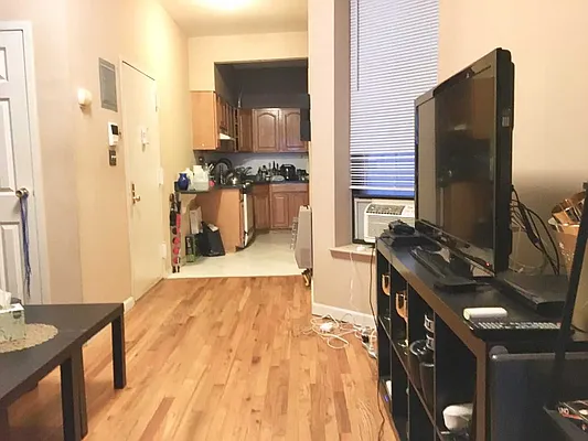 Rented by Jeffrey Mosczyc, LREB | media 14