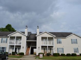 803 Moultrie Ct UNIT B, Greensboro, NC 27409