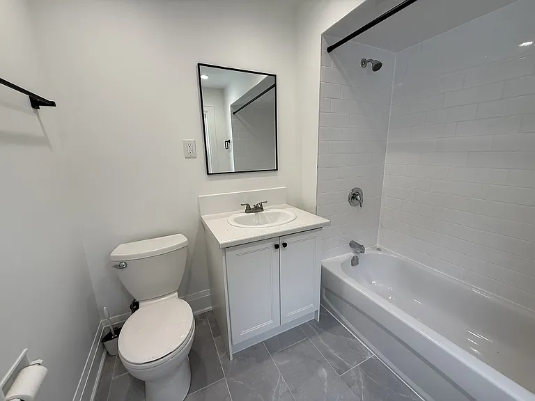 807 Frederick St — Photo 32