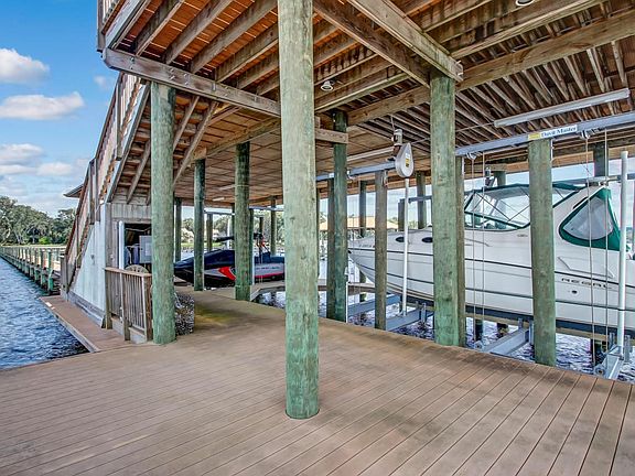 Beauclerc Circle Dock MLS-6-2