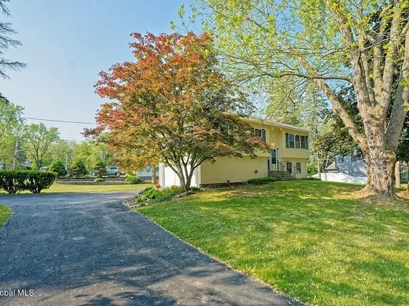 12 S Sparrowbush Road, Latham, NY 12110