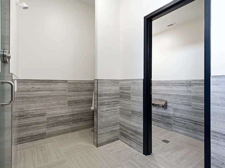 410 Westhaven St — Photo 56
