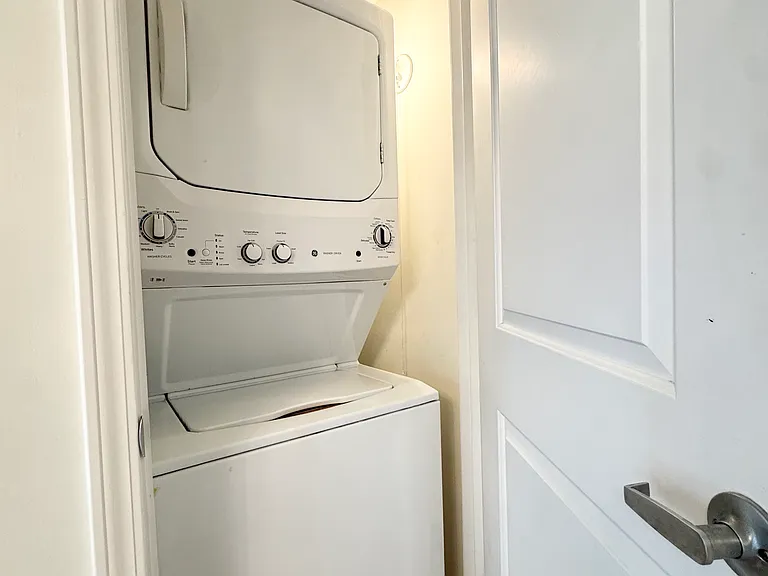 600A Admiral Blvd #807A — Photo 18