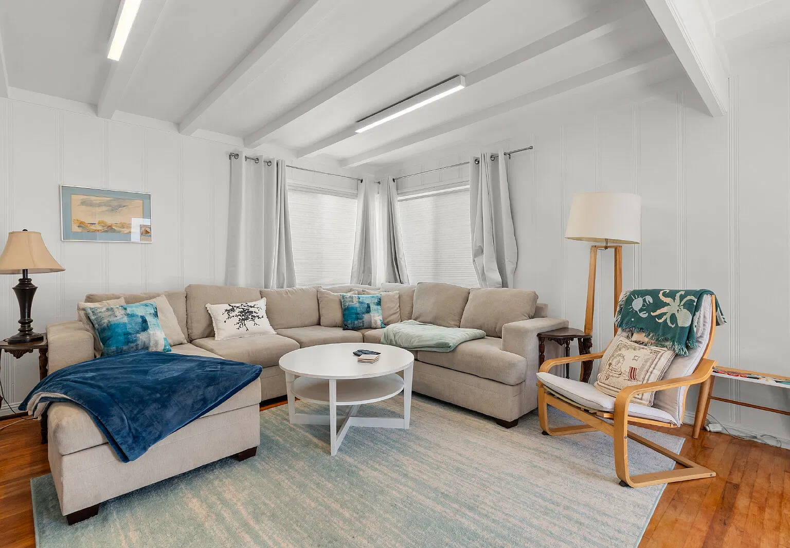 2 bed, 1.0 bath, 750 sqft, $4,000 — Photo 4