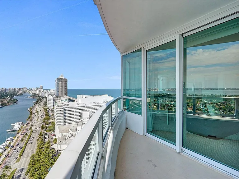 4401 Collins Ave #2915 — Photo 50