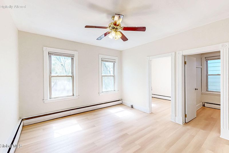 3rd image of 56 Partition Street