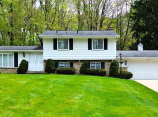 6977 Springledge Rd, Northfield, OH 44067