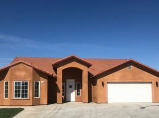 873 Bryan Ave, Dinuba, CA 93618