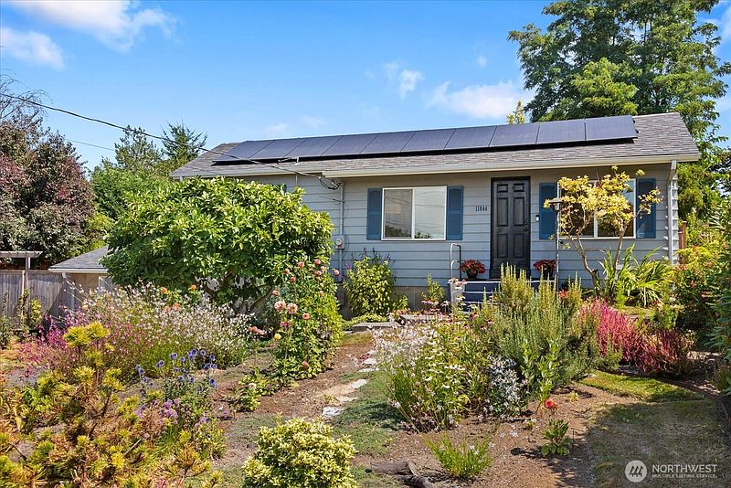 2nd image of 11044 26th Avenue SW