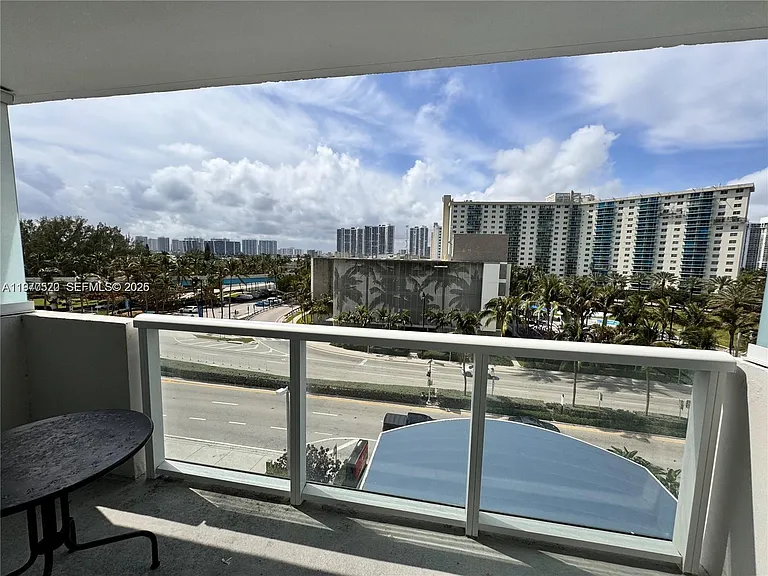 19201 Collins Ave #436 — Photo 15