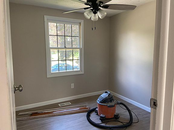 4th image of 116 Fayette Dr