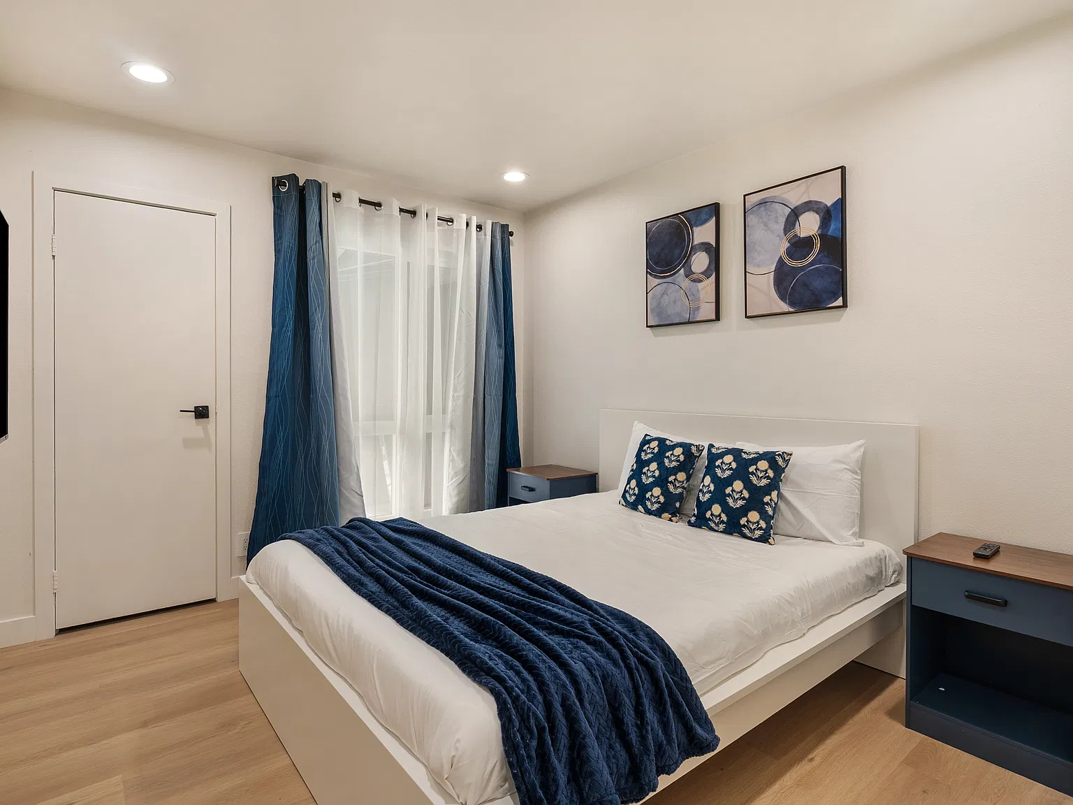 4 bed, 1406 sqft, $7,000 — Photo 3