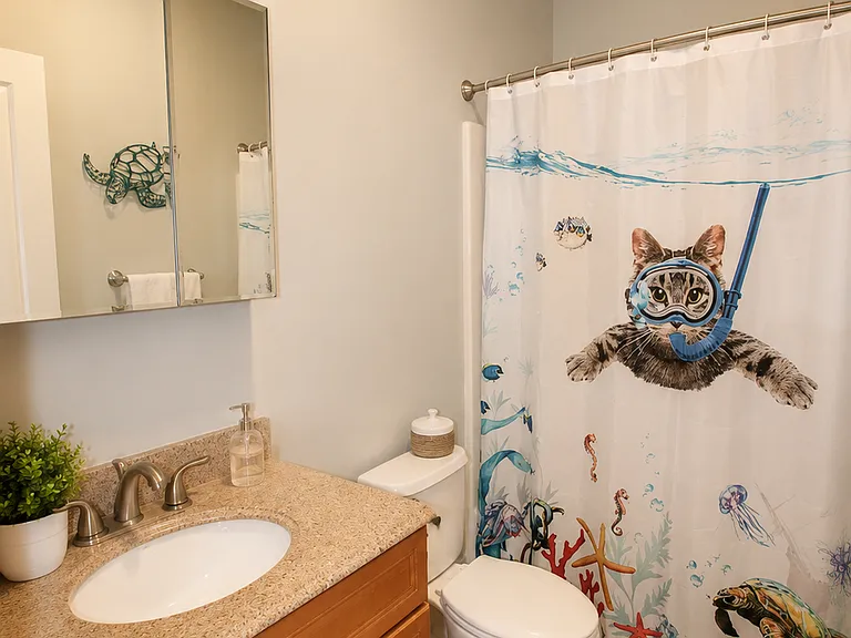 8 Common St #1 — Photo 10