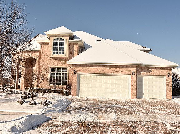 3rd image of 14030 Fermoy Ave