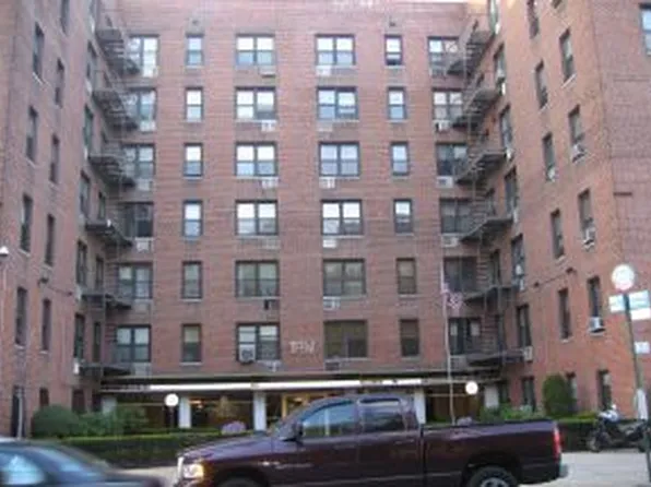 1237 Avenue Z image 1 of 1