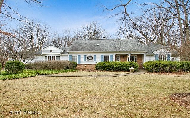 1st image of 1942 Burr Oak Dr E