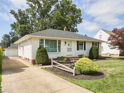29581 Robert St, Wickliffe, OH, 44092