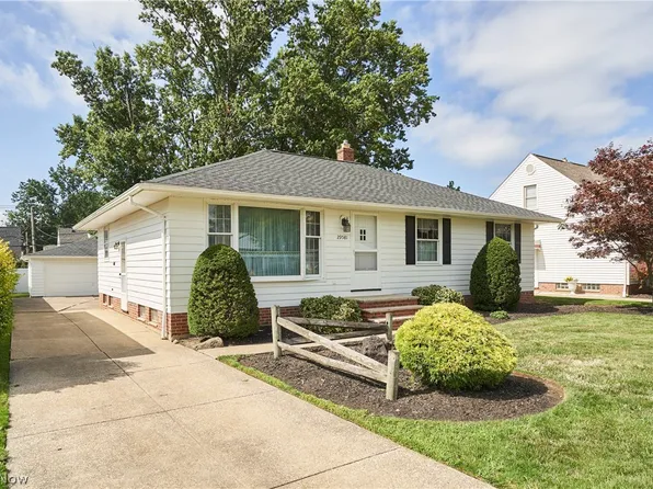 29581 Robert St, Wickliffe, OH 44092