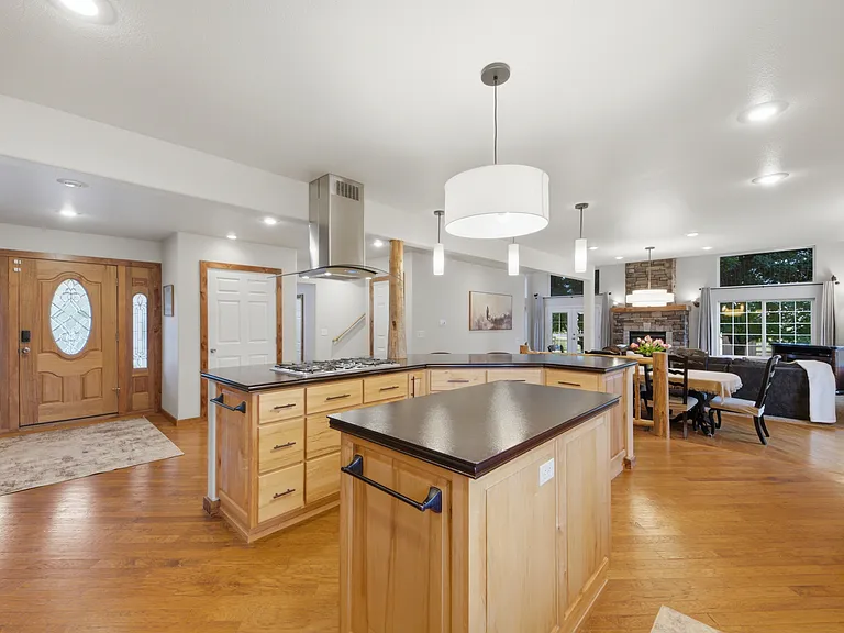 2635 N Meyer Rd — Photo 39