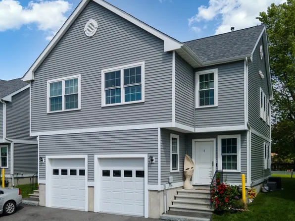 4 Knights Way Unit 4, Swansea, MA 02777
