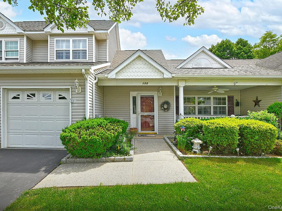 1st image of 102 Winged Foot Way