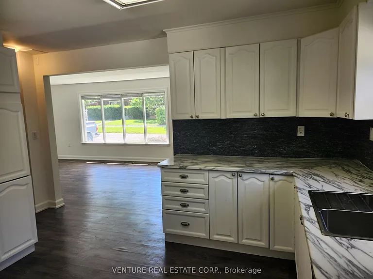 6 Sullivan Dr — Photo 13