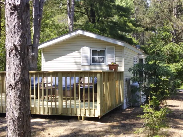 15-131 Woodhaven Lakes, Sublette, IL 61367