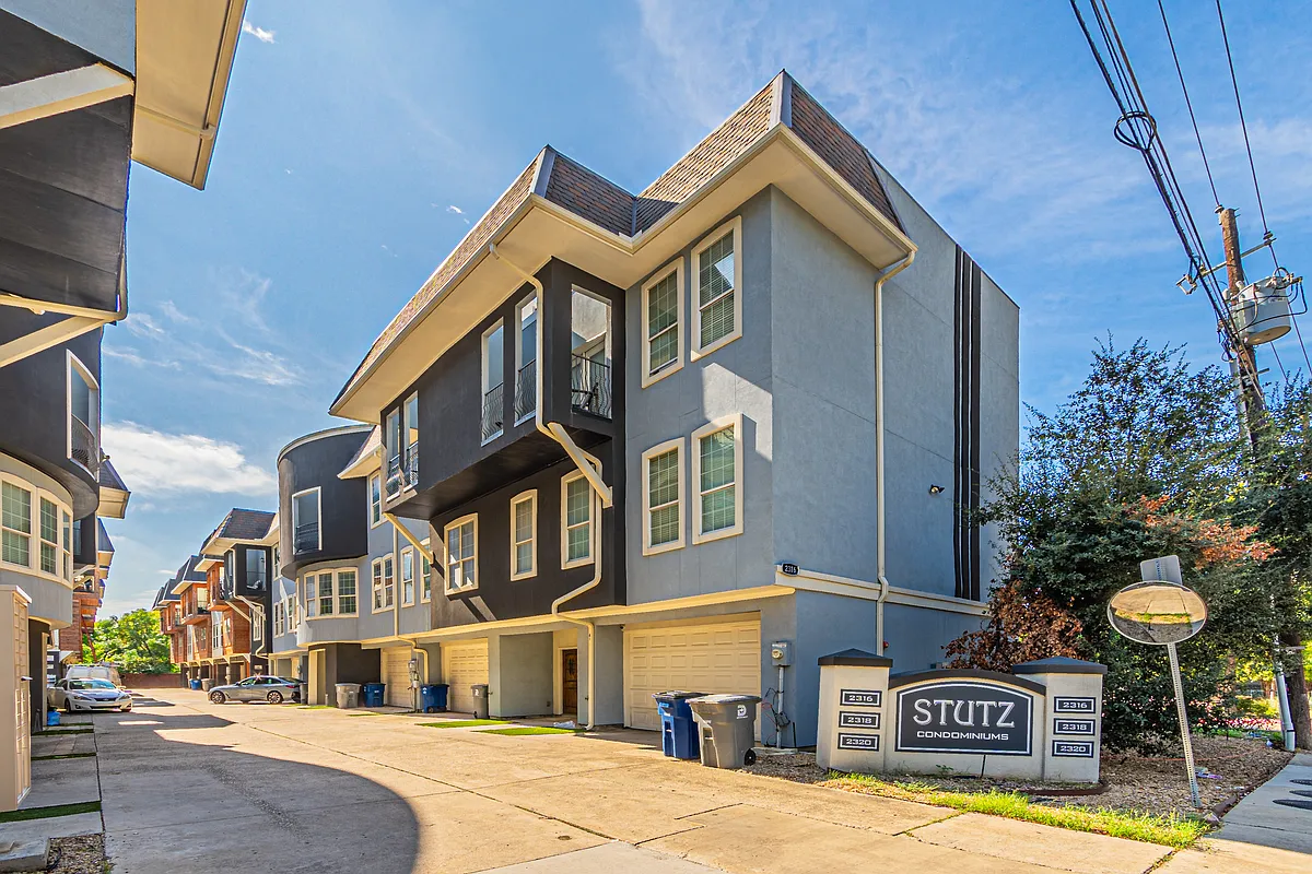 Building Photo - 2316 Stutz Dr #A2