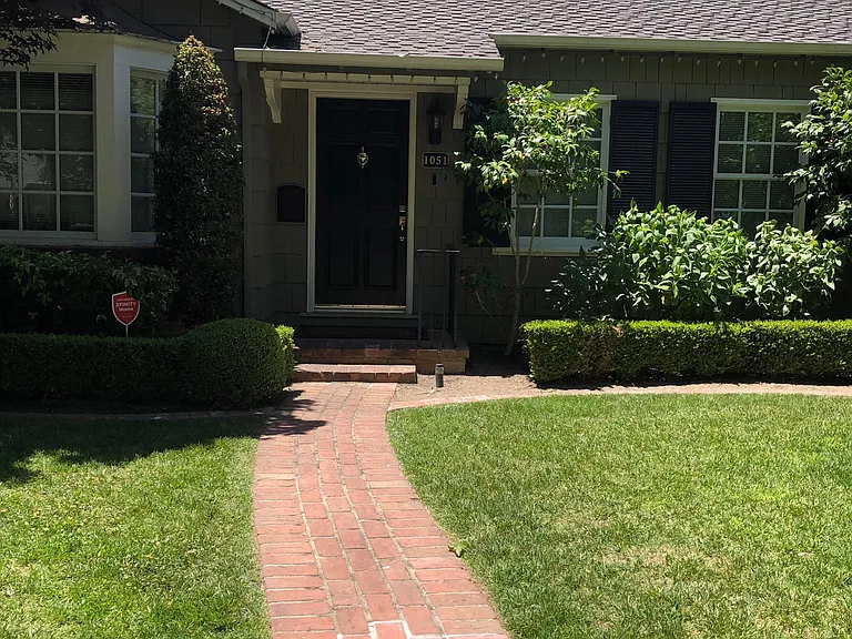 1051 Cherry Ave — Photo 41
