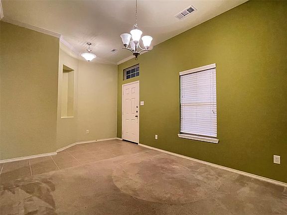 Front dining or be used as front office/living