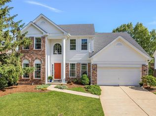 860 Legends View Dr, Eureka, MO 63025