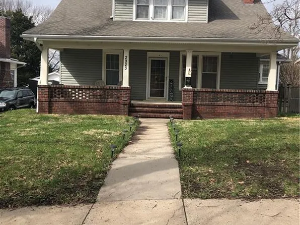 2923 Renick St, Saint Joseph, MO 64507
