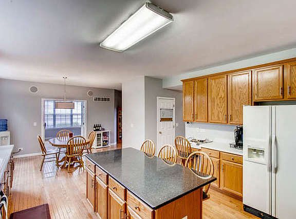 4th image of 1364 Bay Meadows Dr
