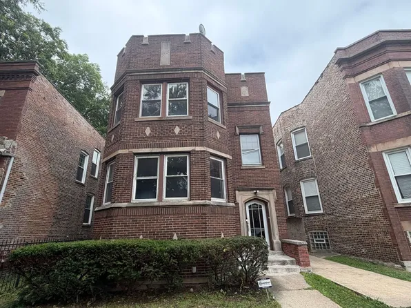 7754 S Saginaw Ave, Chicago, IL 60649