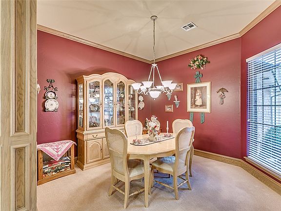 4th image of 14116 Glen Oaks Pl