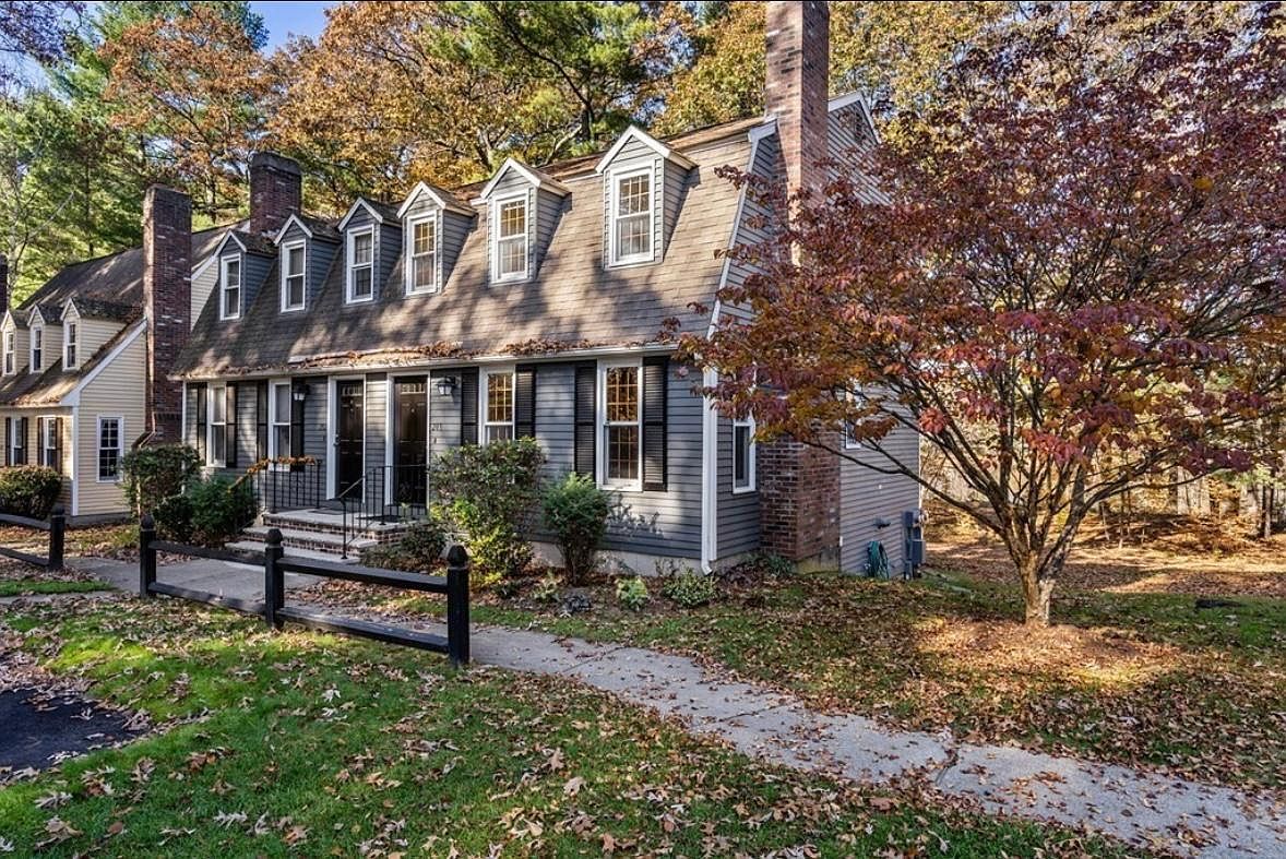 203 Wellman Ave 3, North Chelmsford, MA 01863 Zillow