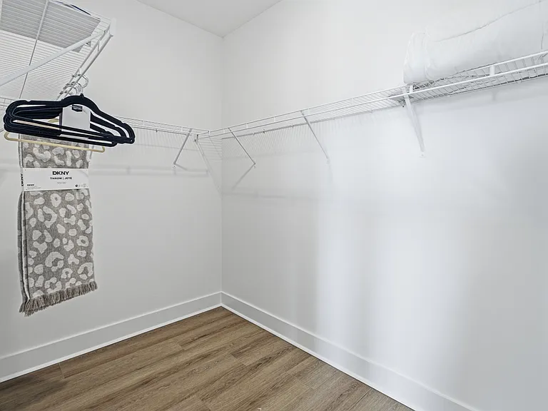 2044 Prudential Dr — Photo 22