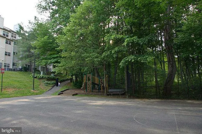 3804 Green Ridge Ct #202A — Photo 12