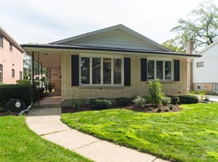 779 S Kent Ave, Elmhurst, IL 60126