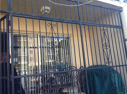 2nd image of 1300 W 47th Pl APT 105