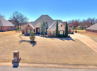 2030 Novate Ln, Edmond, OK 73034