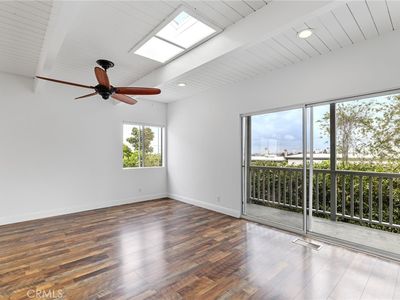 912 N Prospect Ave, Redondo Beach, CA, 90278
