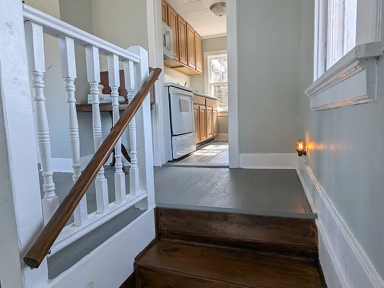 12208 Richmond St — Photo 12