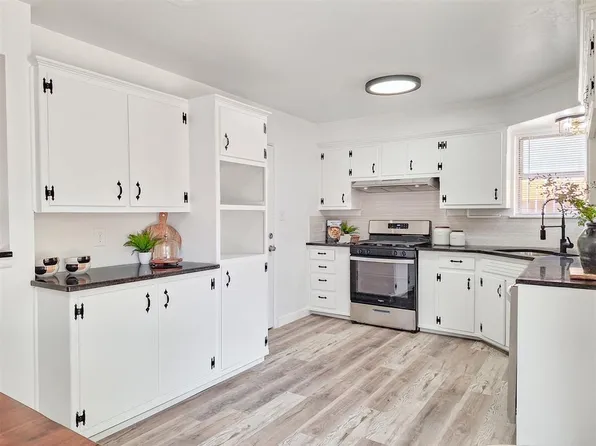 2328 Knox Dr, Del City, OK 73115