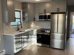 16 Birch Rd, Rocky Point, NY 11778