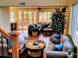 6407 Bluegrass Ln, Carlsbad, CA 92011