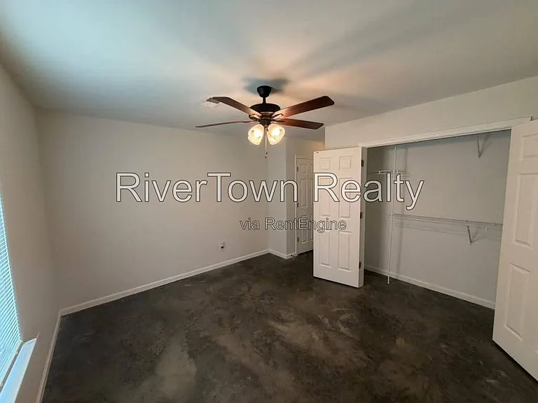 3854 Ajanders Dr — Photo 10